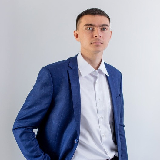 Internetna agencija Rdeč kameleon -  Maribor, Slovenija. Mykola Saraniuk